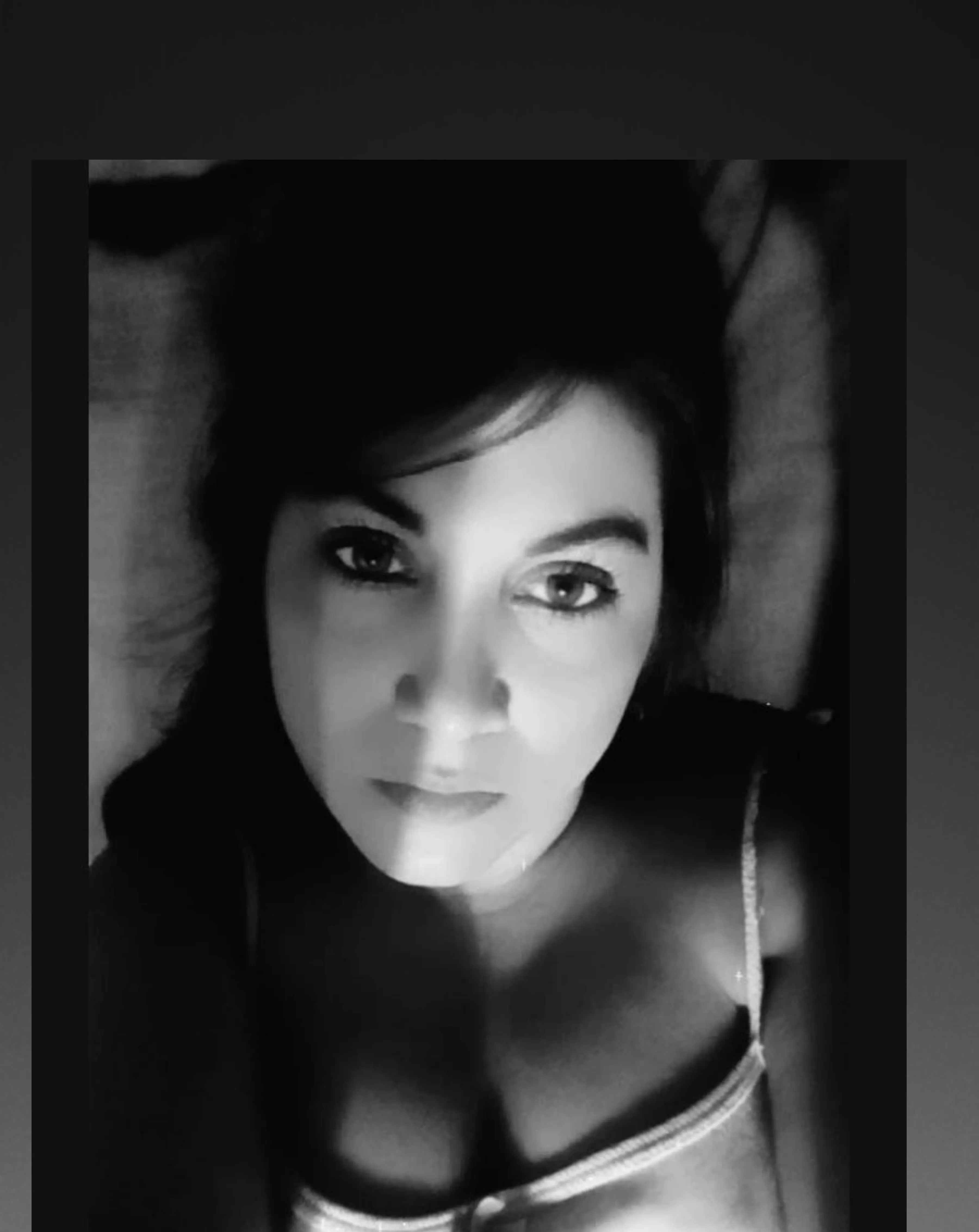 ☆🅝🅐🅓🅘🅐 🅐🅛🅥🅐🅡🅔🅩☆