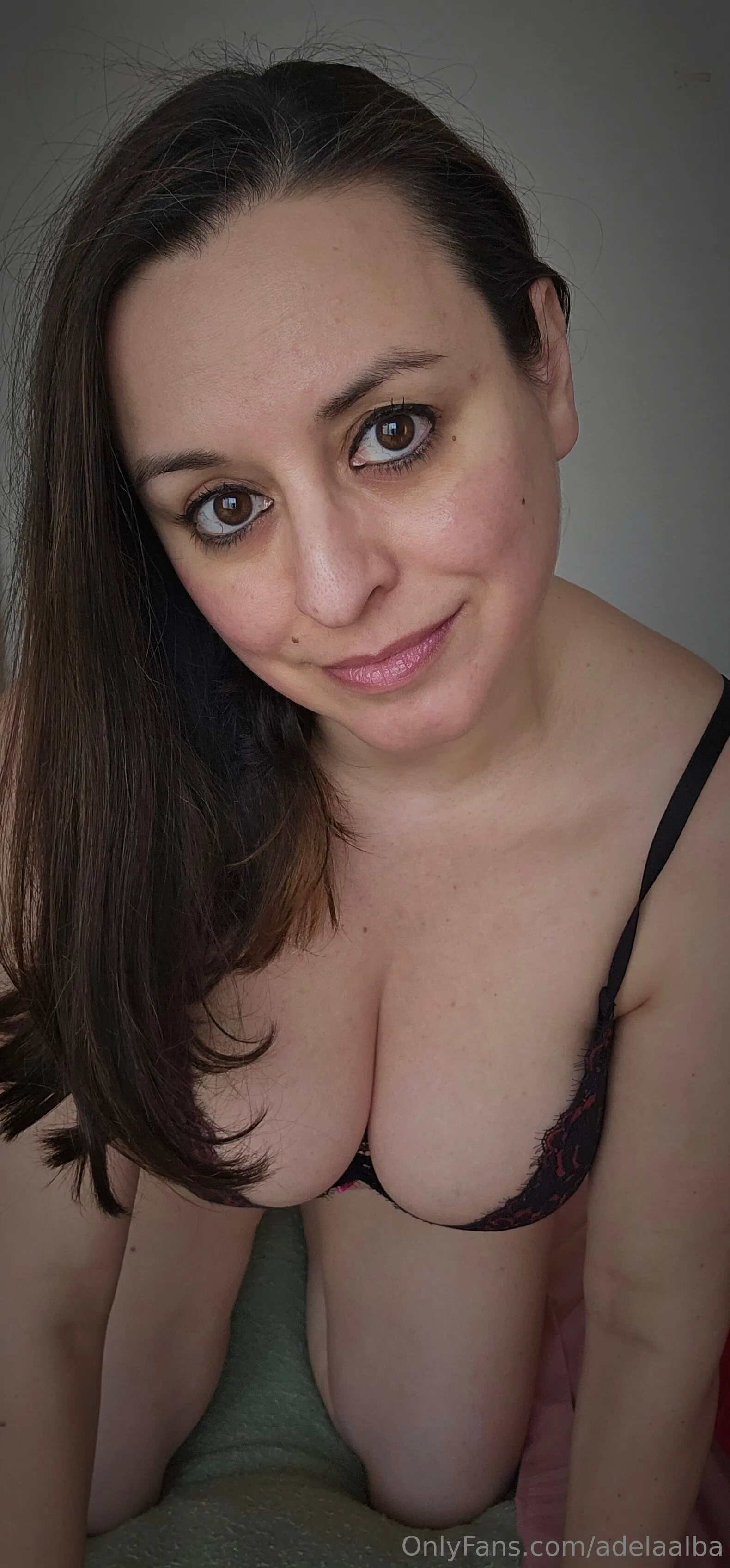 Adela Alba photo #25