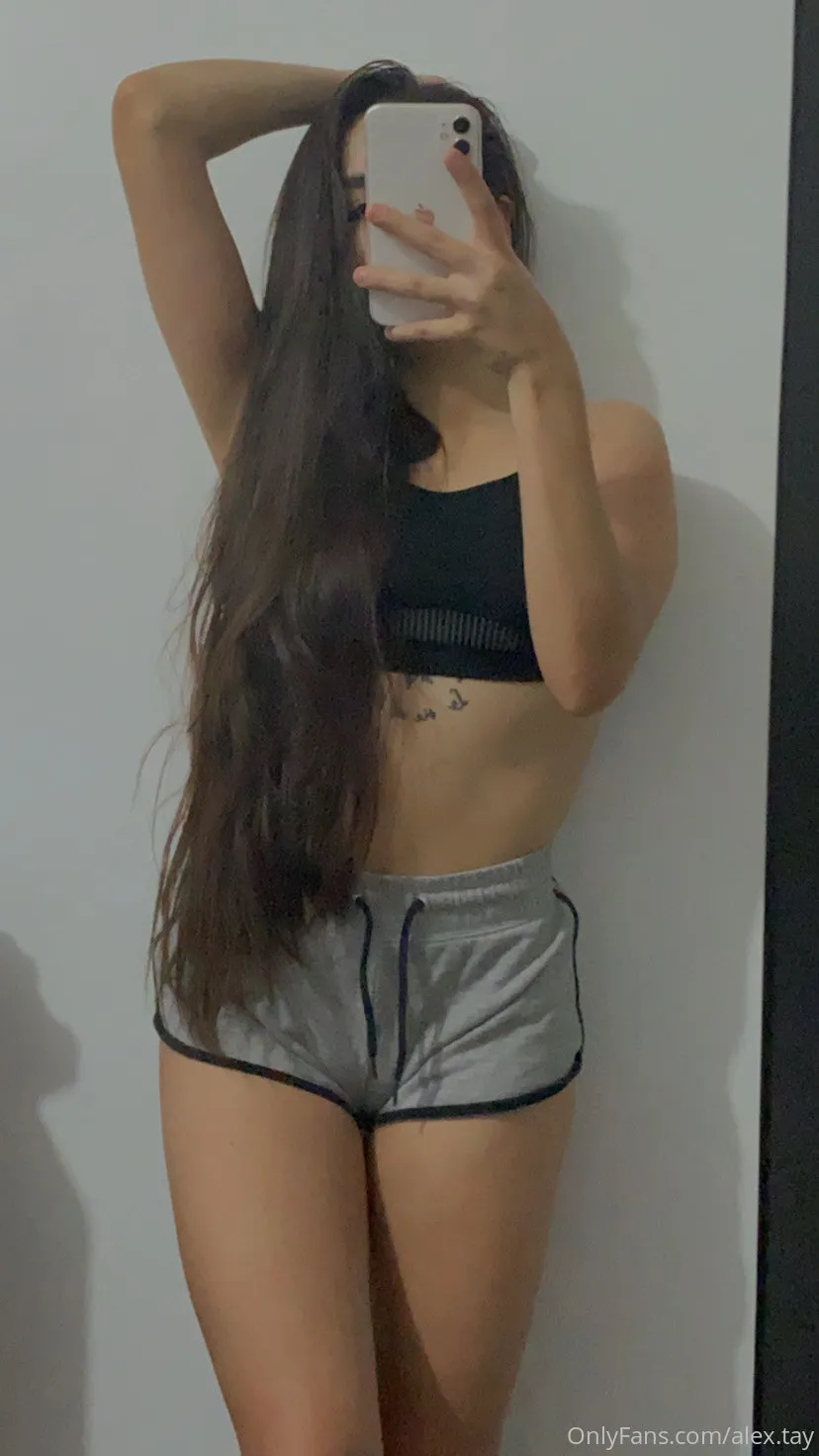 Alex Taylor 🔞🍸 photo #11