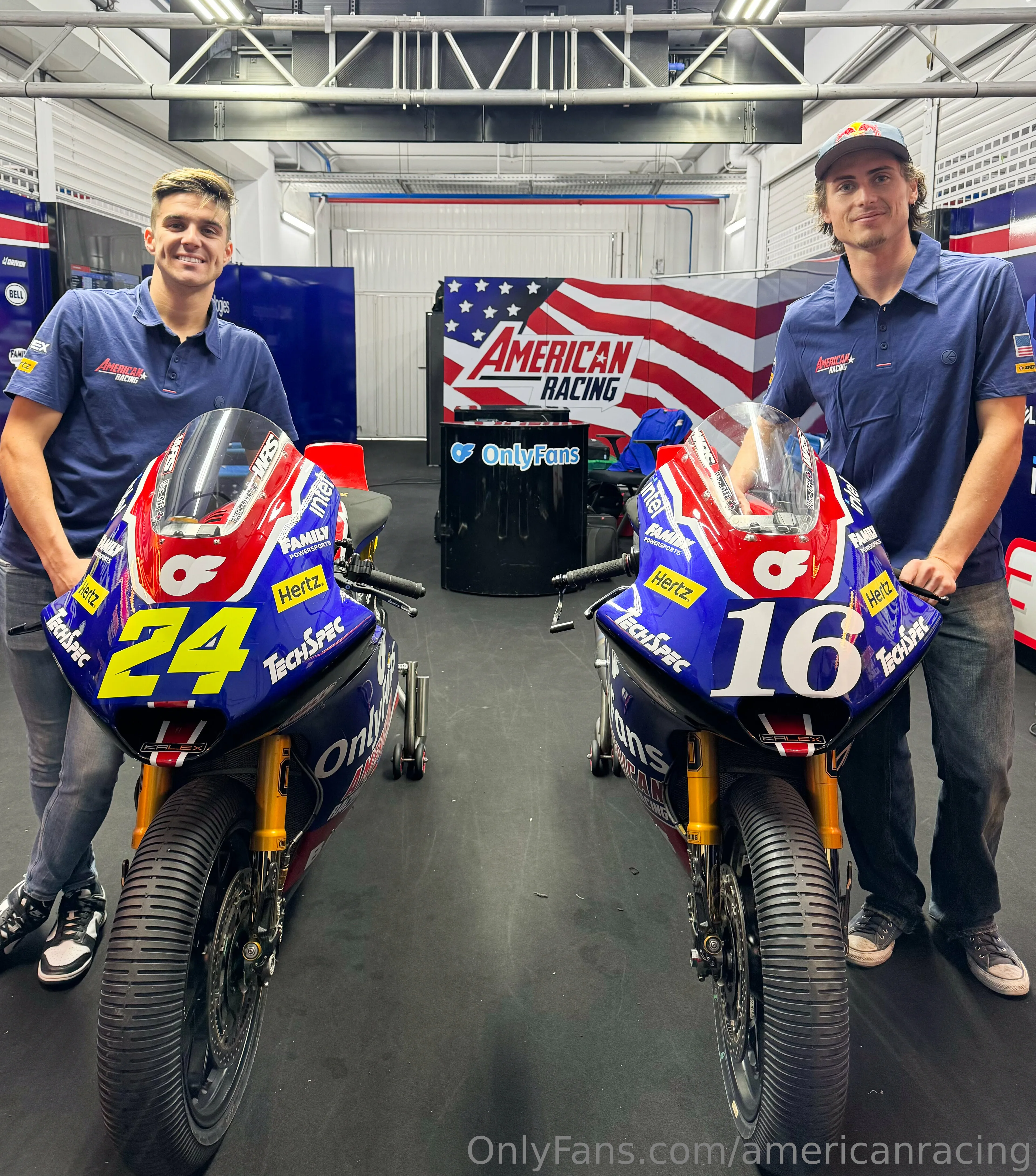 American Racing Team photo #10