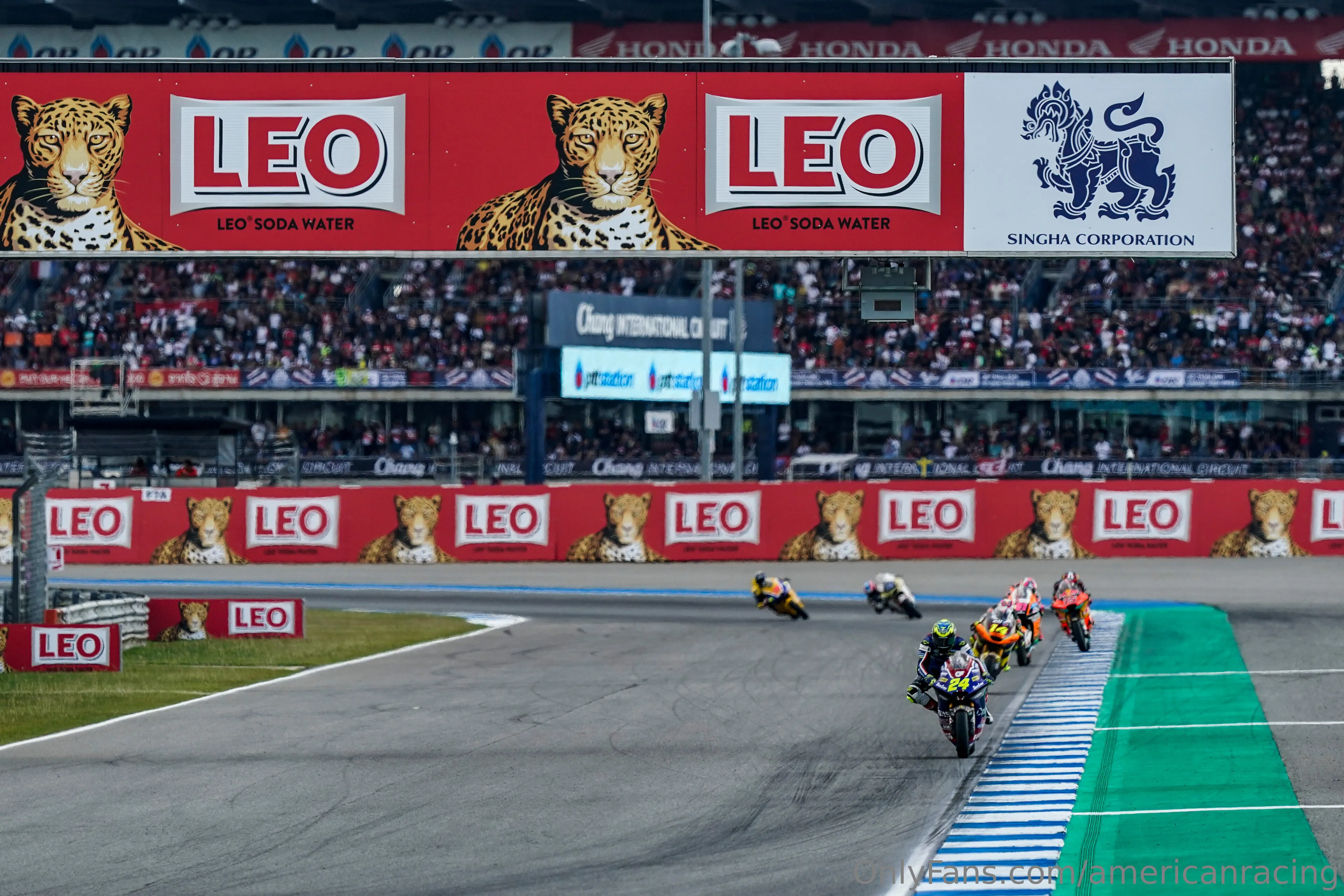 American Racing Team photo #6