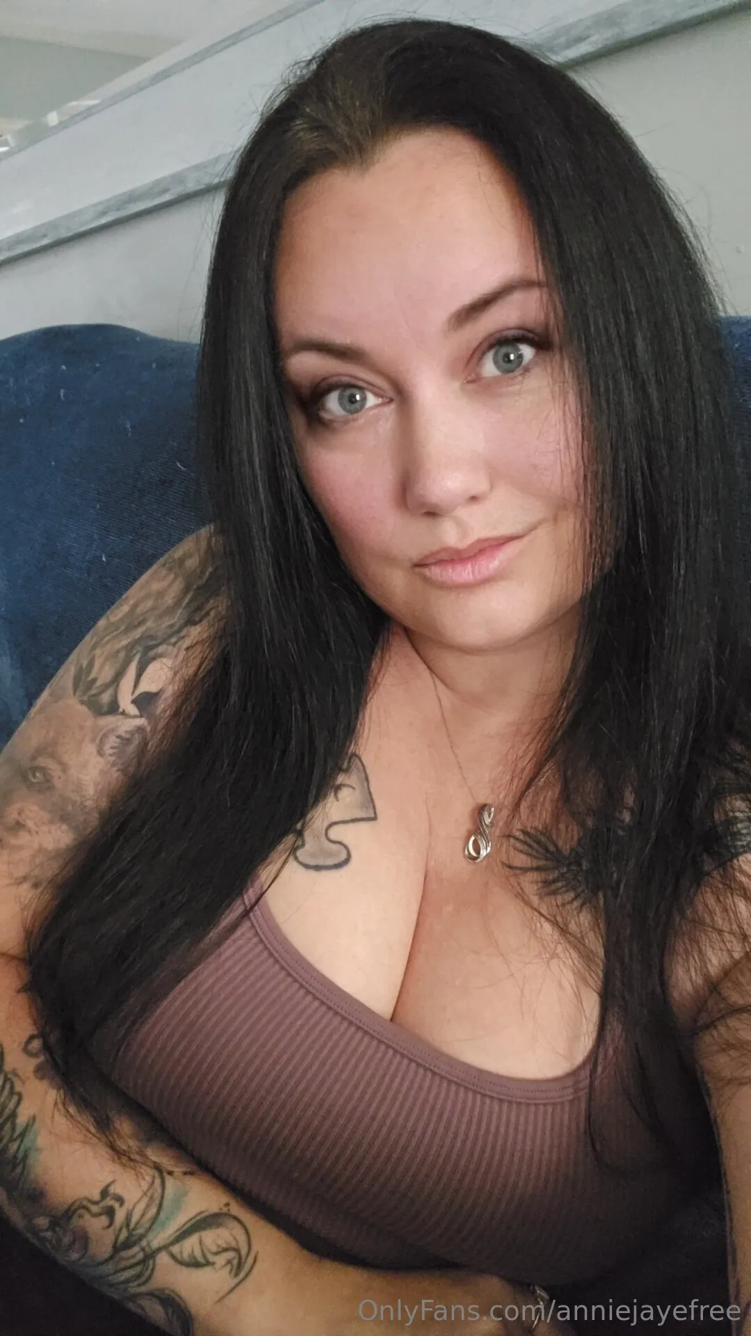 AnnieJaye photo #31