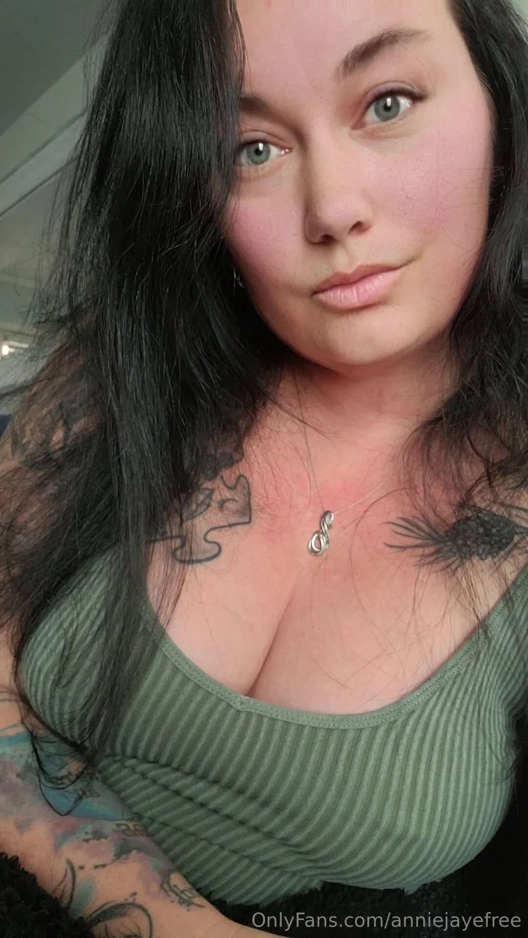 AnnieJaye photo #23
