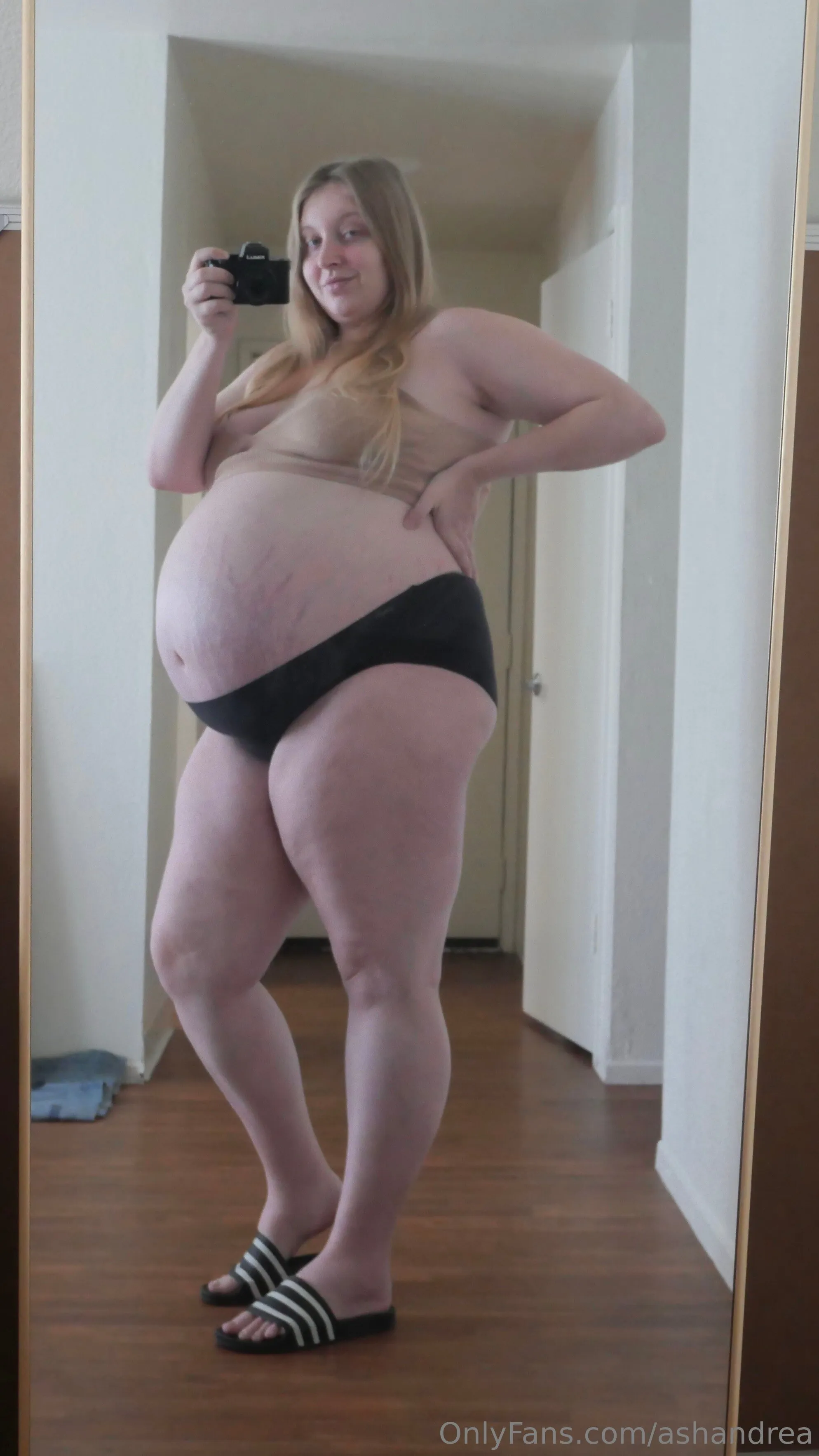 Ash Andrea photo #38