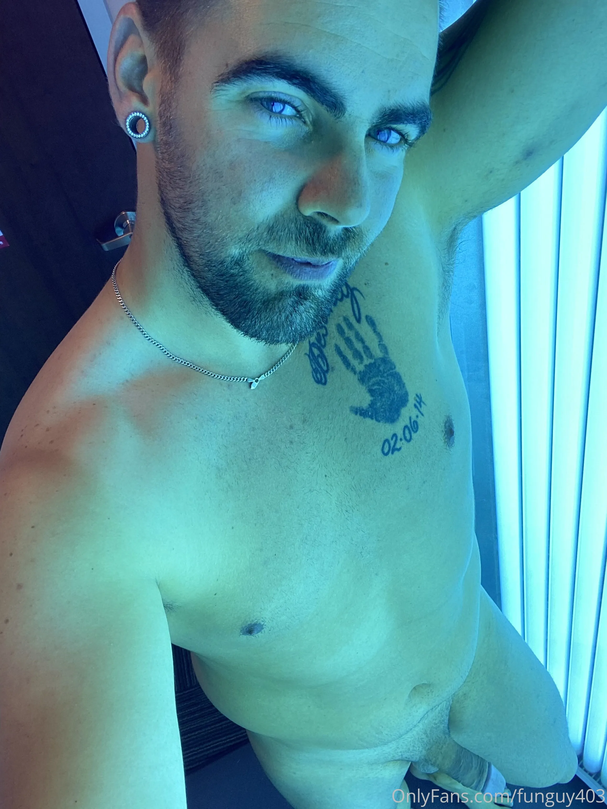 Brat Tamer photo #12