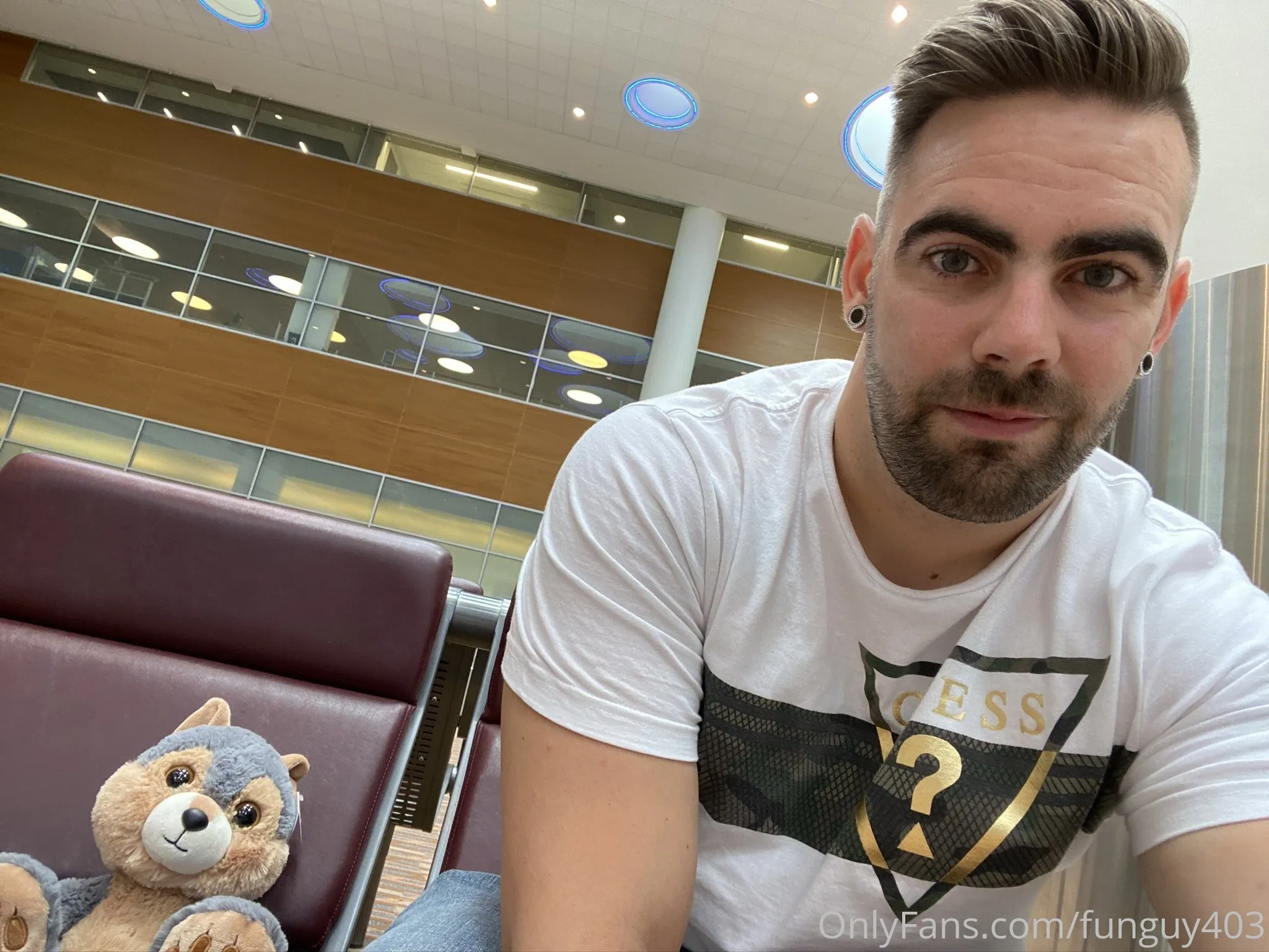 Brat Tamer photo #10