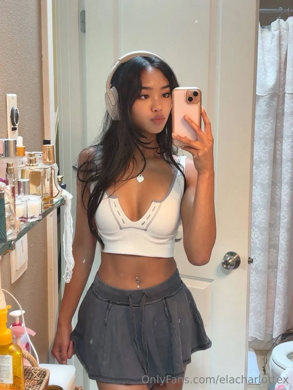 Ela Charlotte photo #10