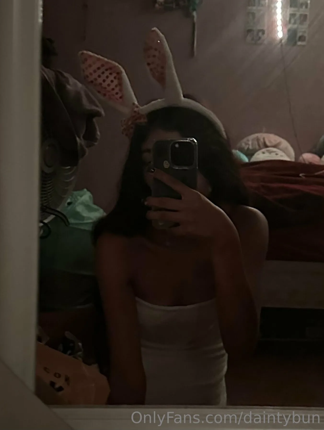 Dainty Bun photo #26