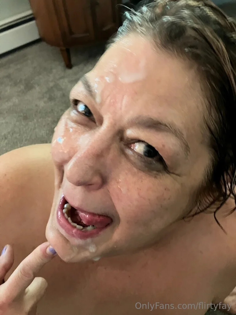 Flirty Fay photo #27