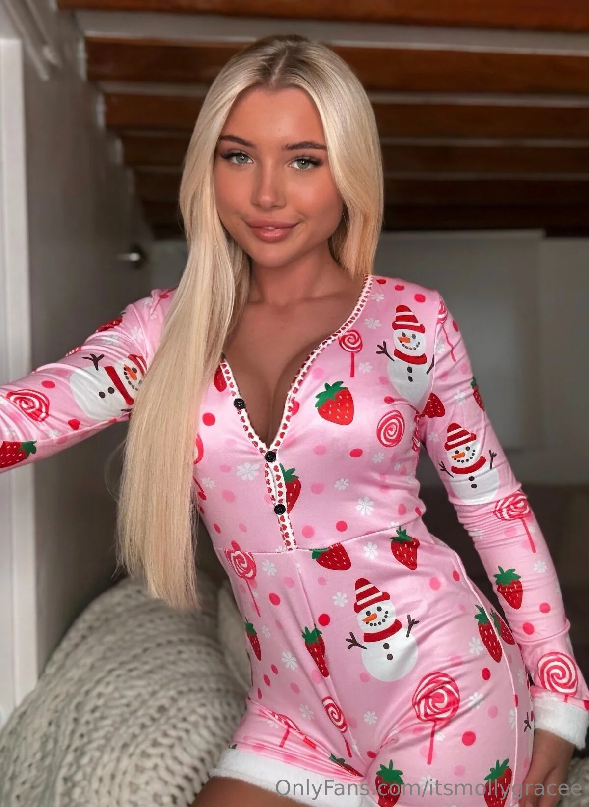 Molly’s VIP|  British Girl photo #87