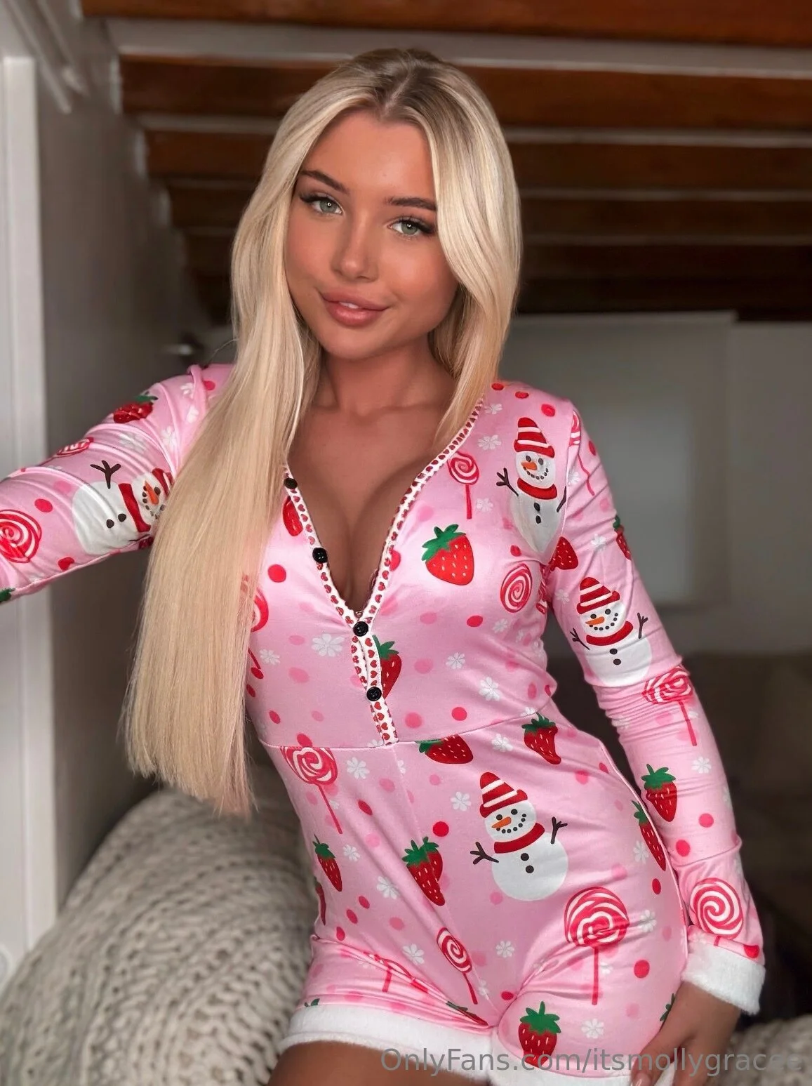 Molly’s VIP|  British Girl photo #84