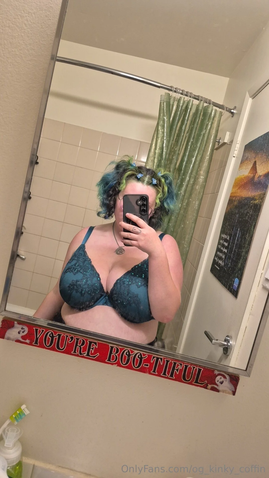 Luna Coffin photo #20