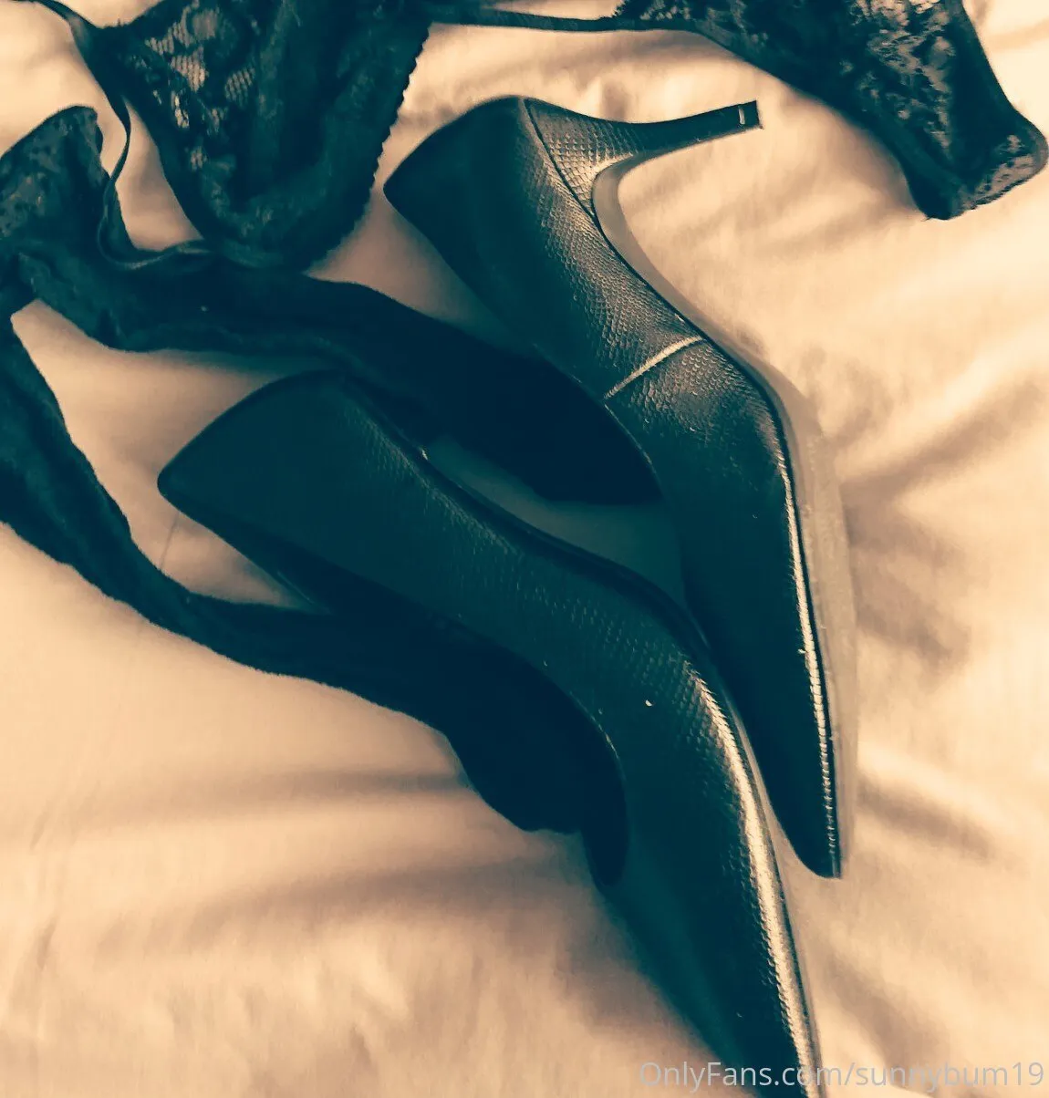 NAUGHTY Southern Girl photo #6