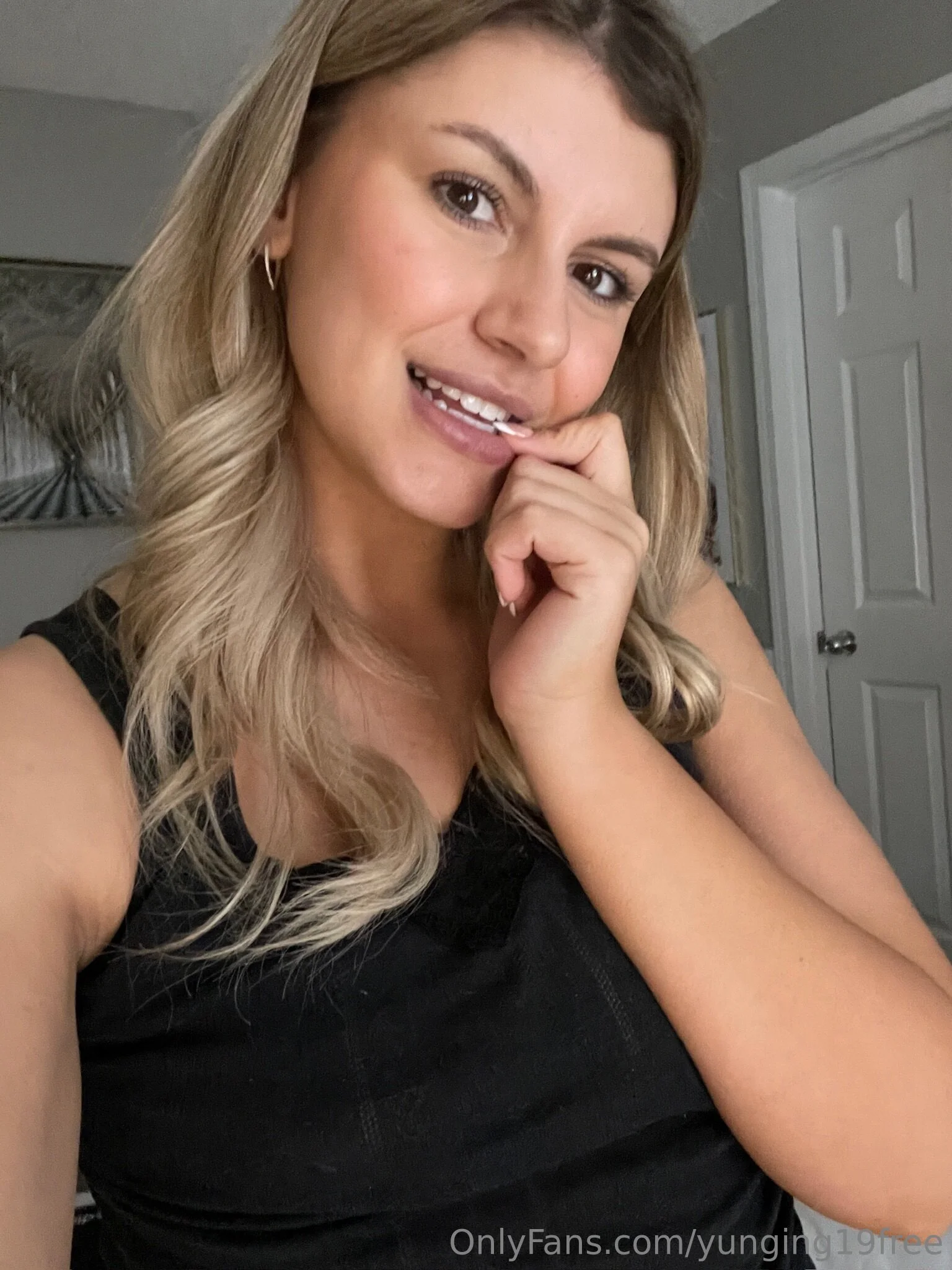 Ashley Elizabeth FREE photo #22