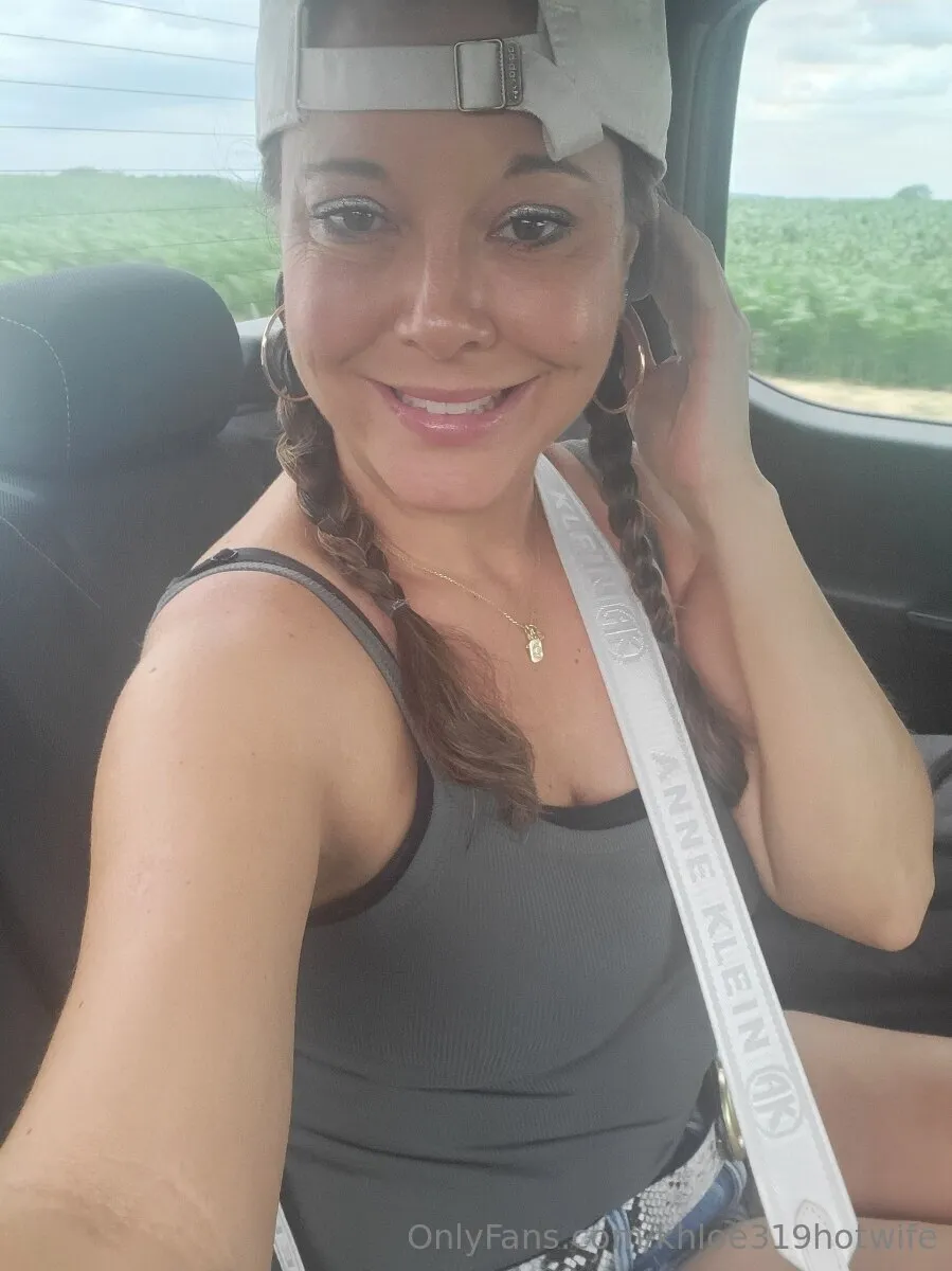 Khloe James 🔥💍 photo #78