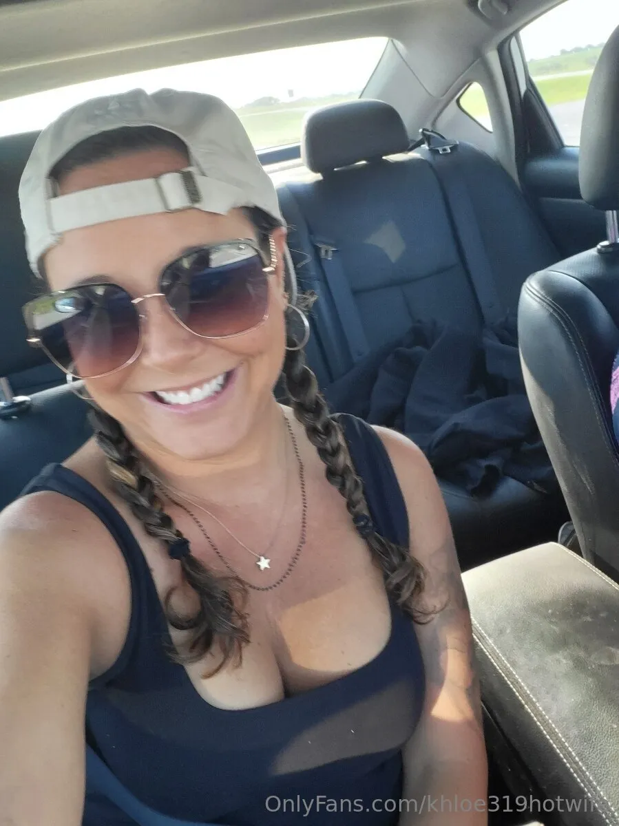 Khloe James 🔥💍 photo #46