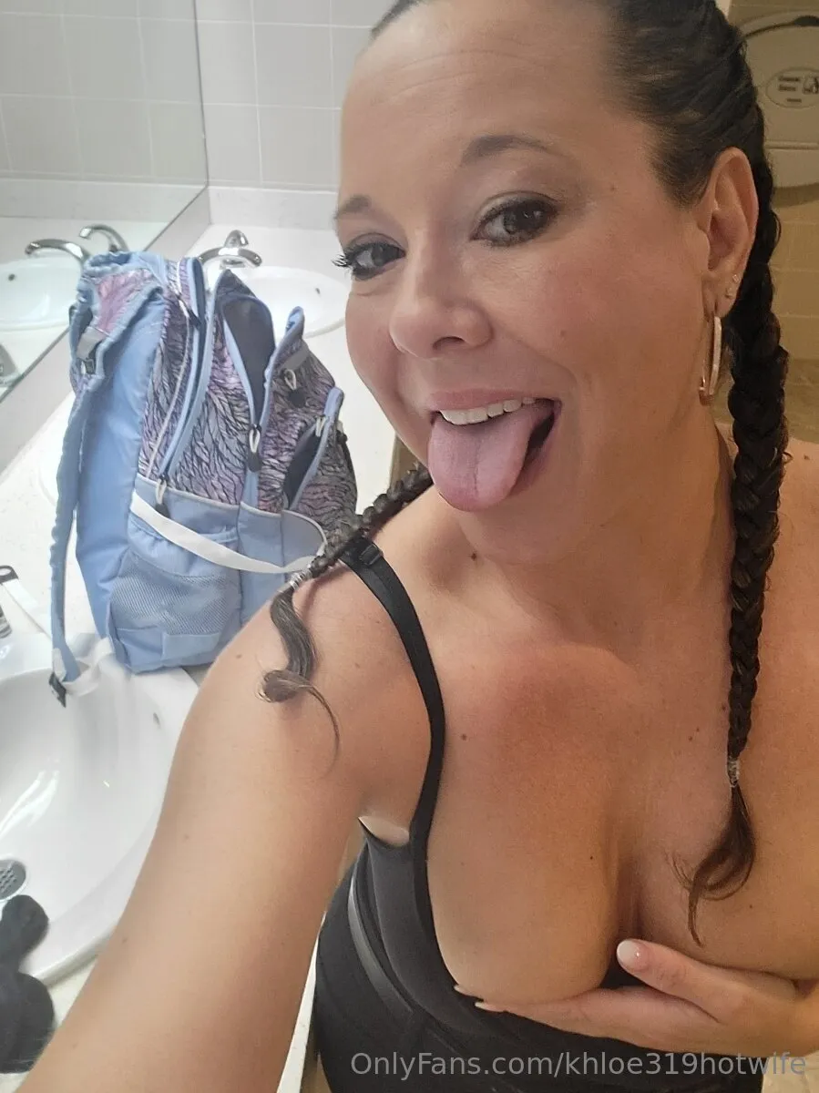 Khloe James 🔥💍 photo #95