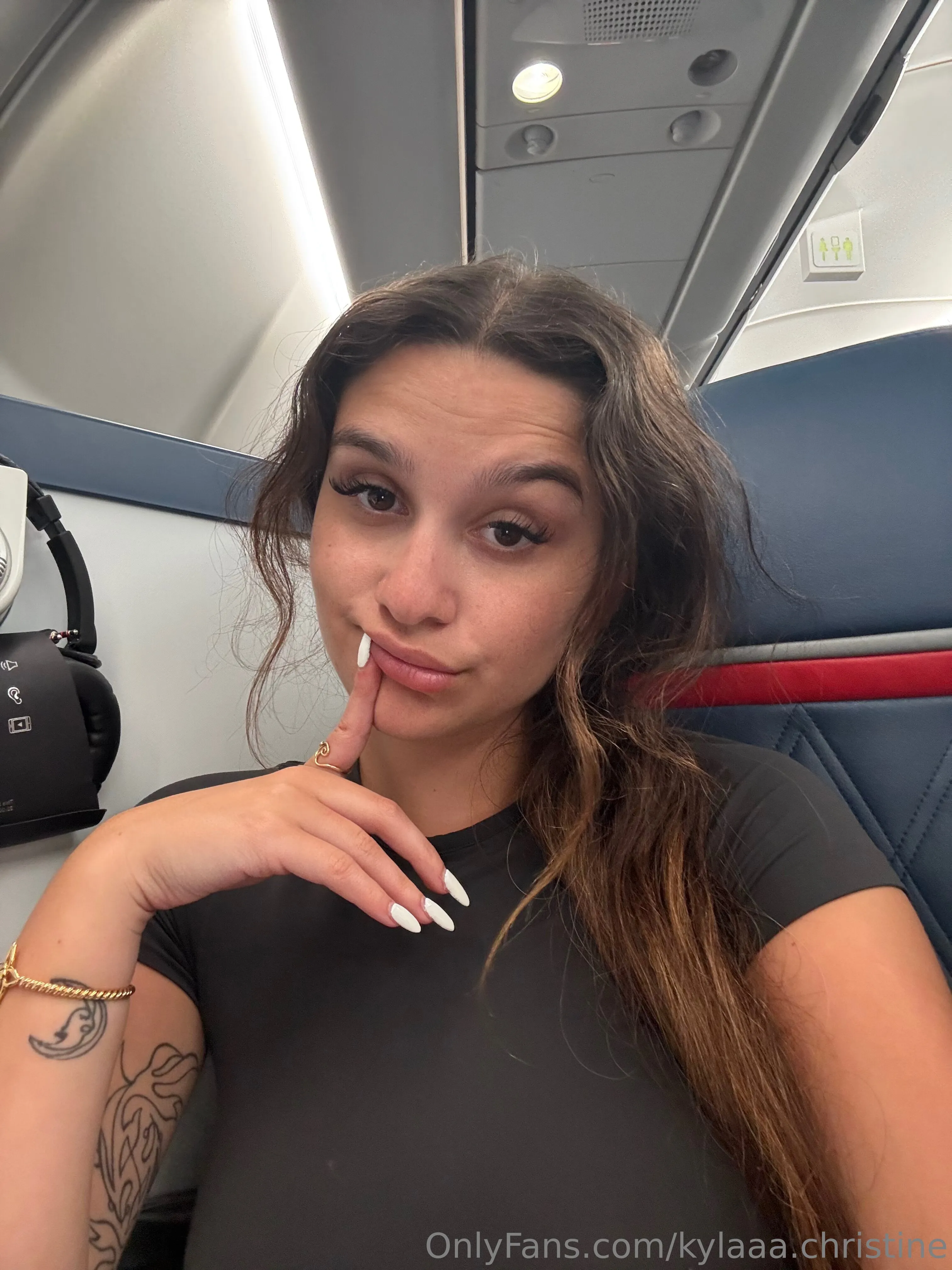 Kyla Christine photo #30