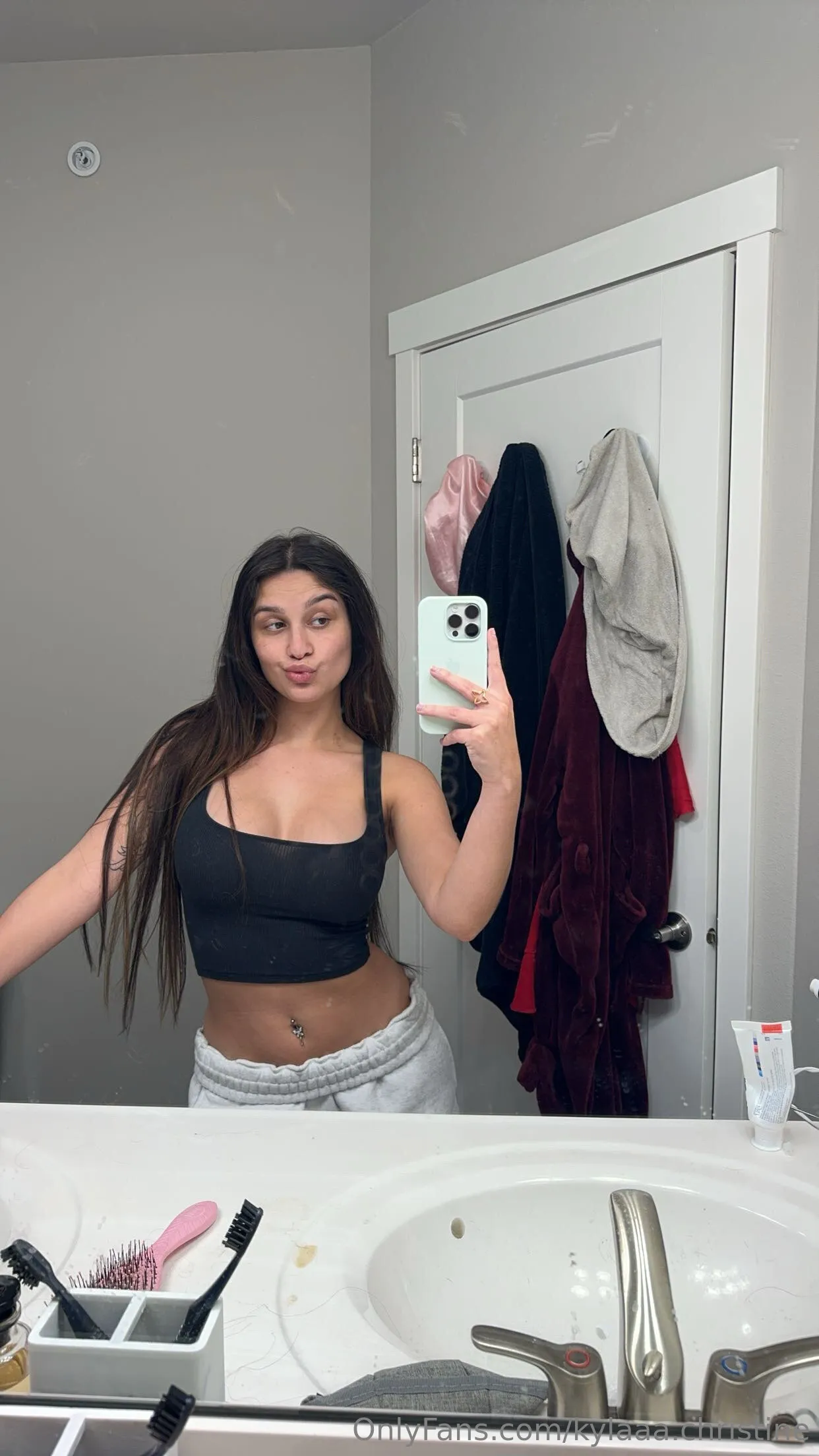 Kyla Christine photo #17