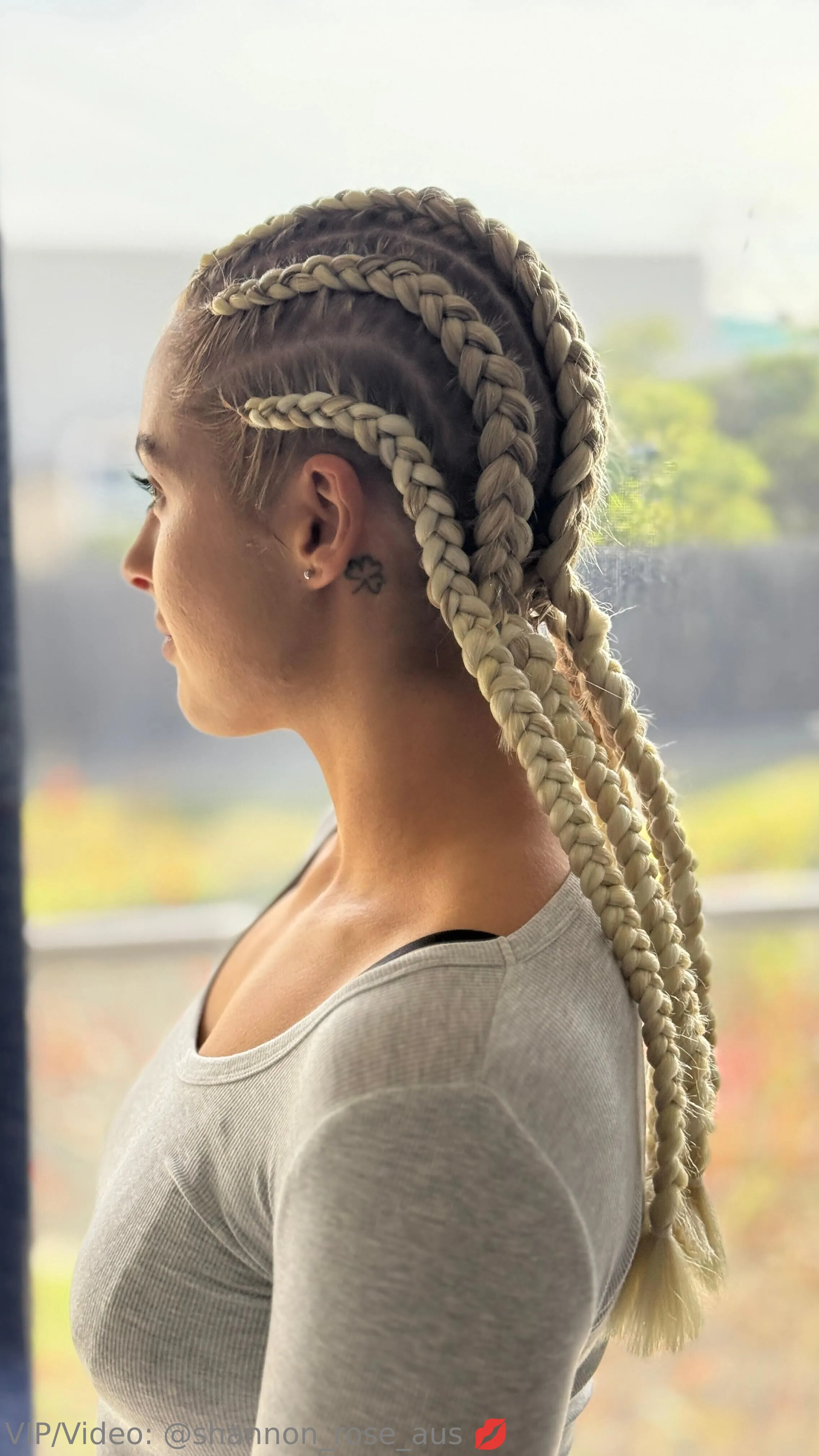 Shannon Rose photo #30