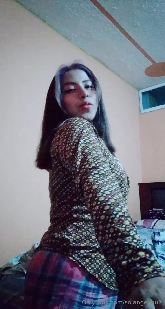 Solange Bautista photo #1