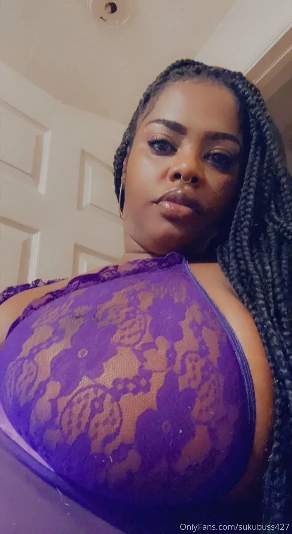 Queen Sukubuss photo #2