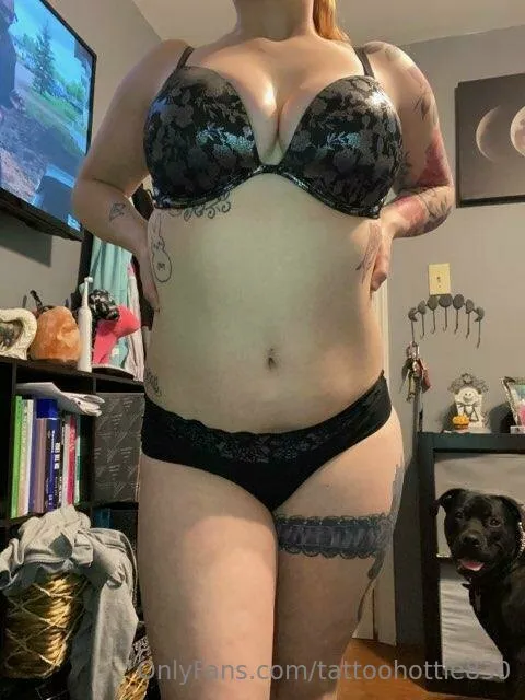 Tattooed Hottie photo #21