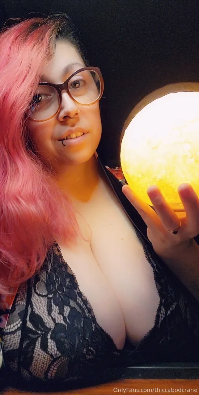 thiccabod crane photo #3